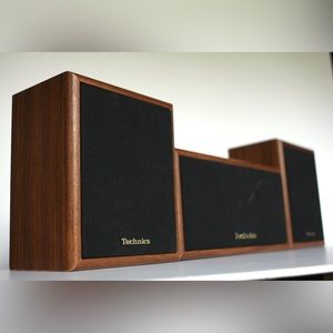 Vintage Technics Book Shelf Speakers. SB-S926 & SB-C926 Speaker System.